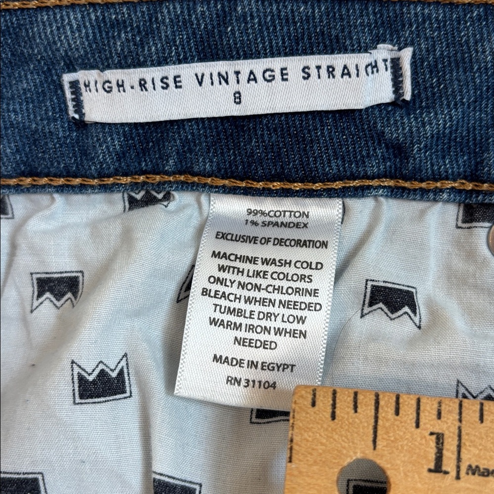 Women's Crown & Ivy High Rise
Vintage Straight Size 8 - Picture 6 of 10